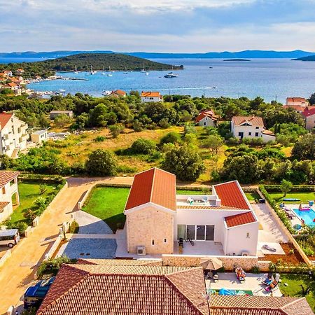 Villa Vela Muline - 8 Plus 2 Guests - Heated Pool Углян Экстерьер фото